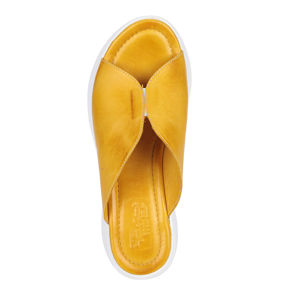 Желтые сабо из кожи на танкетке от Respect-shoes