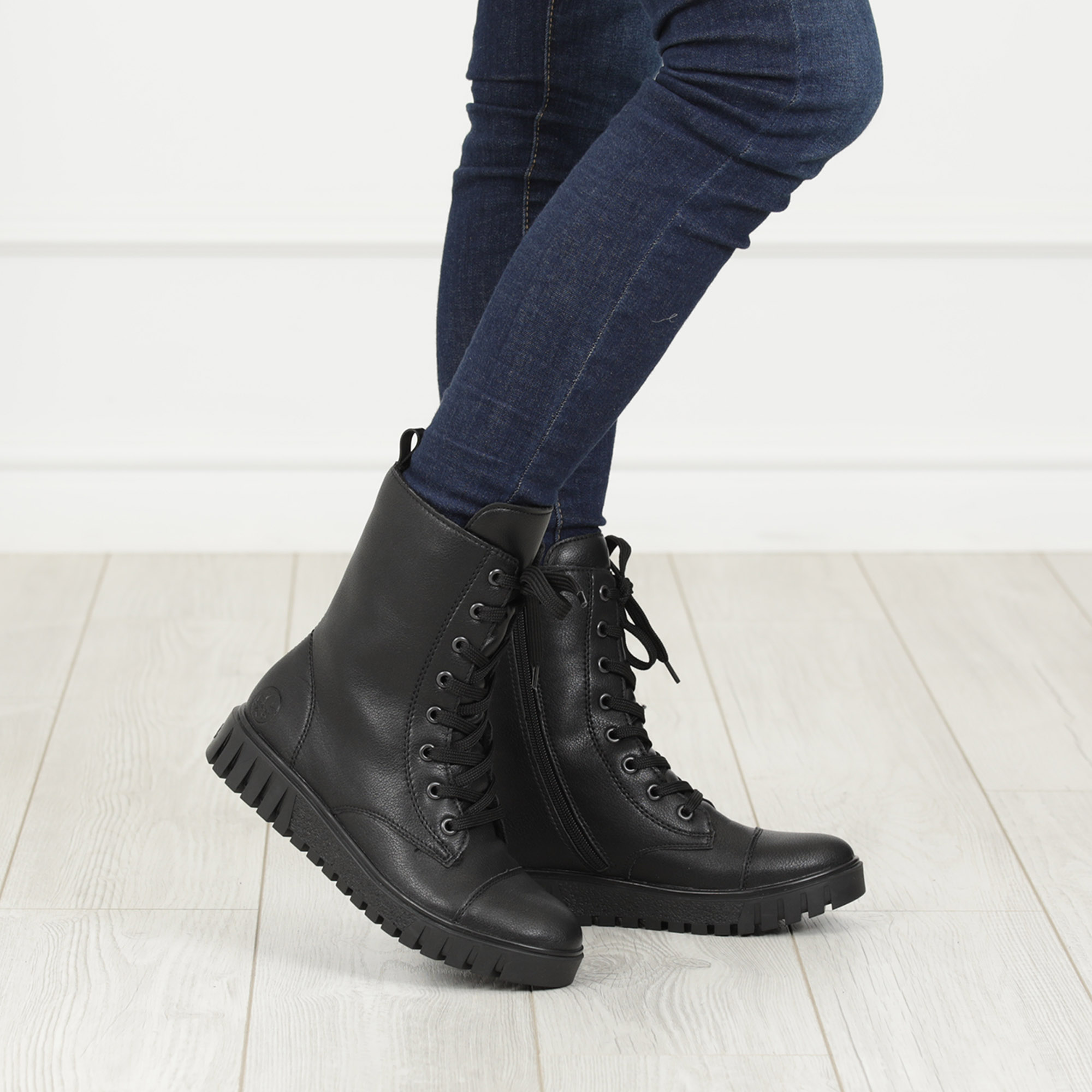 Черные ботинки на шнуровке из натуральной кожи на утолщенной подошве Rieker, размер 38, цвет черный - фото 2