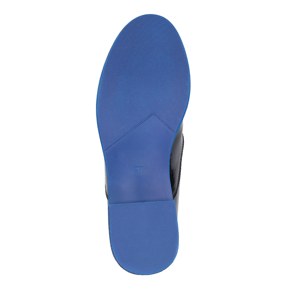 Лакированные полуботинки без шнуровки на синей подошве от Respect-shoes
