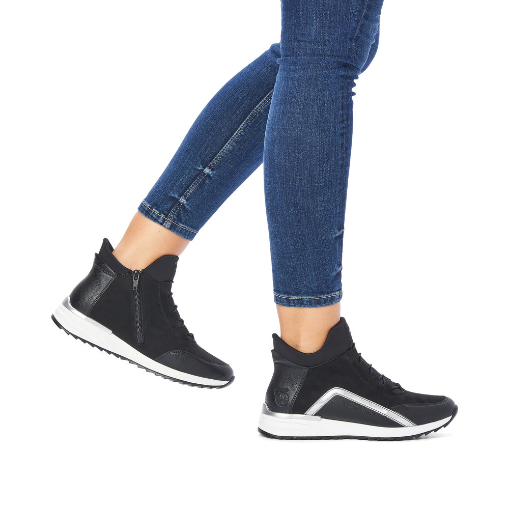 Черные кроссовки из экокожи Rieker, размер 39, цвет черный - фото 2