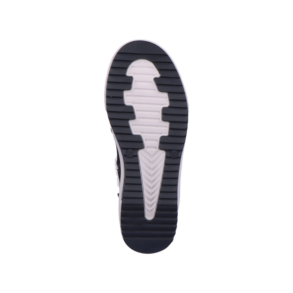 фото Черные утепленные ботинки хайкеры из комбинированных материалов rieker evolution