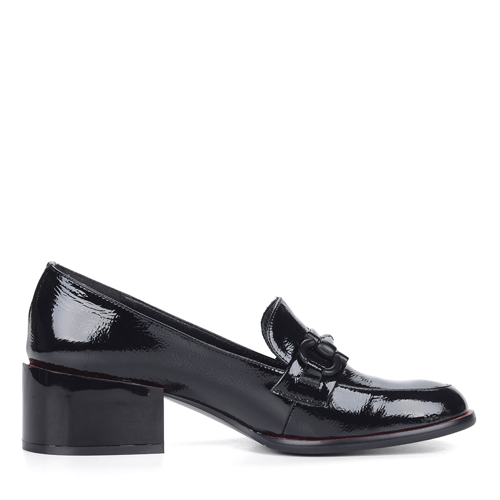 Черные лакированные закрытые туфли с пряжкой от Respect-shoes