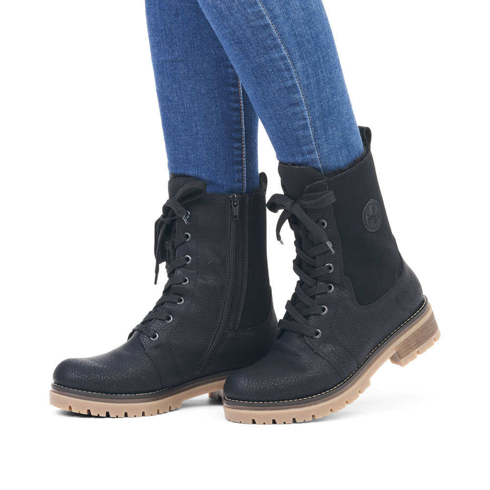 Черные утепленные ботинки из экокожи и текстиля Rieker, цвет черный - фото 2