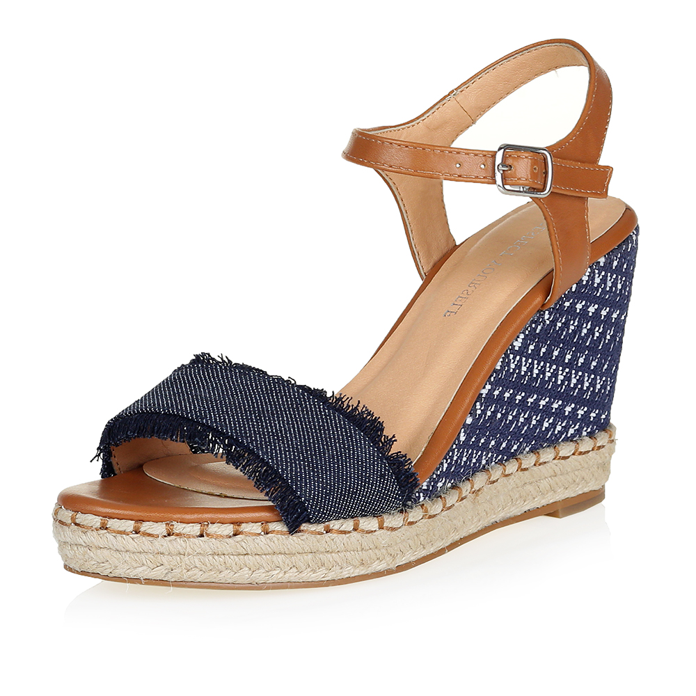 Босоножки Respect