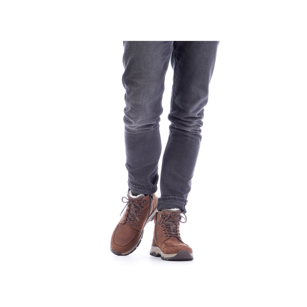 Коричневые ботинки из комбинированных материалов на подкладке из шерсти Rieker, цвет коричневый - фото 2