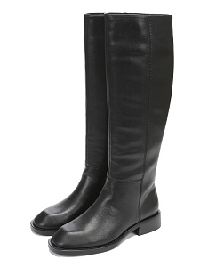 Черные сапоги из кожи