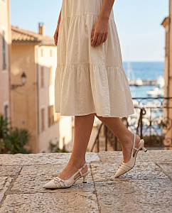 Туфли из кожи рисового цвета