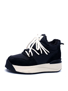 Черные зимние кроссовки из текстиля