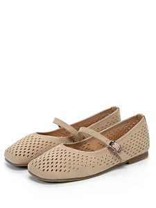 Бежевые балетки из велюра