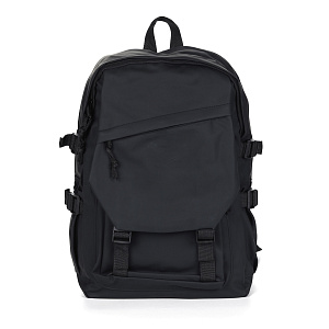 Черный рюкзак из текстиля с наружным карманом с клапанлм