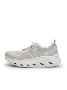 Бежевые кроссовки из текстиля