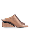 Бронзовые сабо из кожи CorsoComo