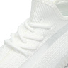 Белые кроссовки из текстиля