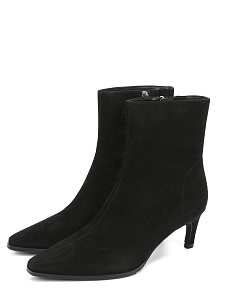Черные ботильоны из велюра