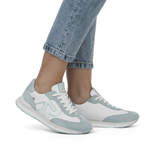 Бело-голубые кроссовки из кожи и экокожи Rieker Evolution