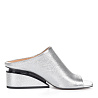 Серебряные сабо из кожи на танкетке CorsoComo