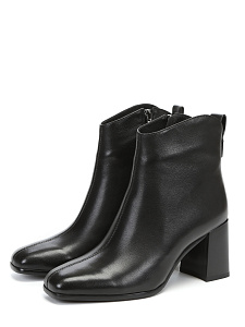 Черные зимние ботильоны из кожи