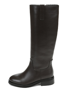 Коричневые зимние сапоги из кожи