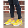 Желтые кроссовки из текстиля