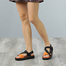 Черно-оранжевые сандалии из кожи