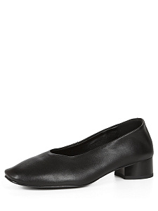 Черные туфли лодочки из кожи