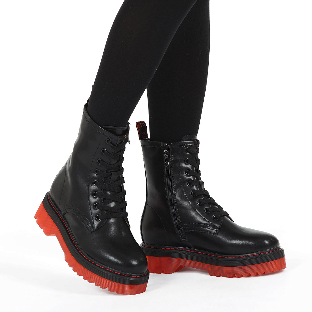 Черные ботинки из кожи на подкладке из натуральной шерсти на красной подошвеVK11-131140 - купить в интернет-магазине ➦Respect