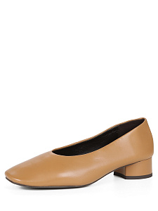 Бежевые туфли лодочки из кожи