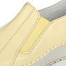 Желтые закрытые туфли из кожи на подкладке из текстиля на  утолщенной подошве