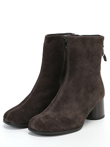 Коричневые зимние ботильоны из велюра