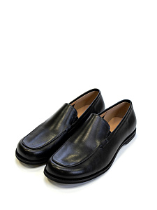 Черные лоферы из кожи