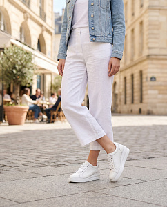 Белые кеды из композиционной кожи