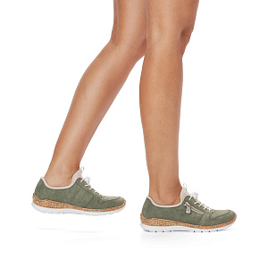 Зеленые кроссовки из экокожи и текстиля
