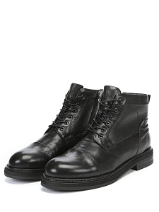 Черные ботинки из кожи