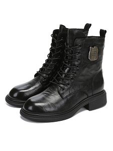 Черные ботинки из кожи