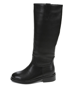 Черные зимние сапоги из кожи