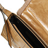 Бежевая сумка из стеганной экокожи с декором из меха