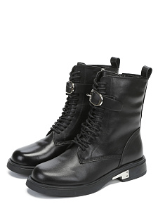 Черные зимние ботинки из кожи