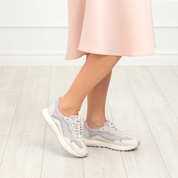 Розово-серые кроссовки из комбинированных материалов без подкладки