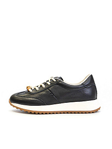 Черные кроссовки из кожи