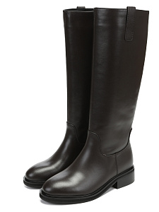 Коричневые зимние сапоги из кожи