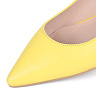 Желтые туфли лодочки из кожи на устойчивом каблуке