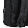 Черный рюкзак из текстиля с наружными карманами на застежке-молнии