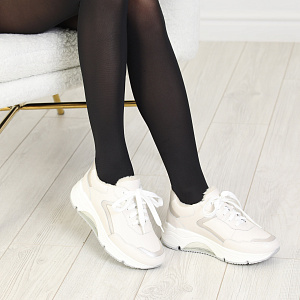 Белые утепленные кроссовки из кожи