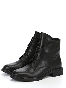 Черные зимние ботинки из кожи