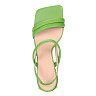 Зеленые босоножки с дутыми ремешками из кожи на подкладке из экокожи на каблуке трапеция