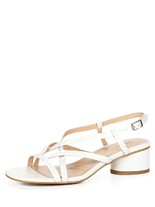 Белые босоножки из кожи