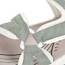 Светло-серые сандалии из комбинированных материалов на подкладке из текстиля