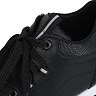 Черные кроссовки из кожи на подкладке из текстиля на утолщенной контрастной подошве